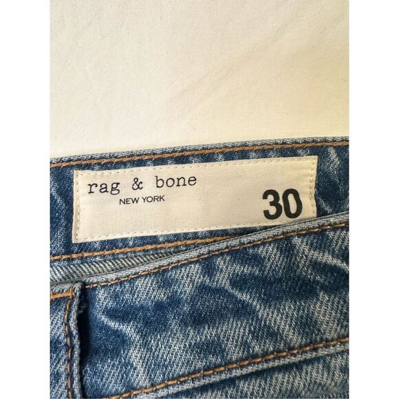 Rag & Bone Women’s Dre Low-Rise Denim cutoff shorts, size 30 - Picture 2 of 8